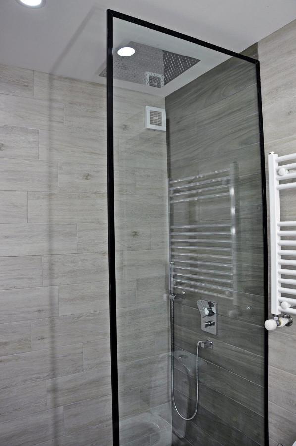 Superior Apartment On Kostava Тбілісі Екстер'єр фото