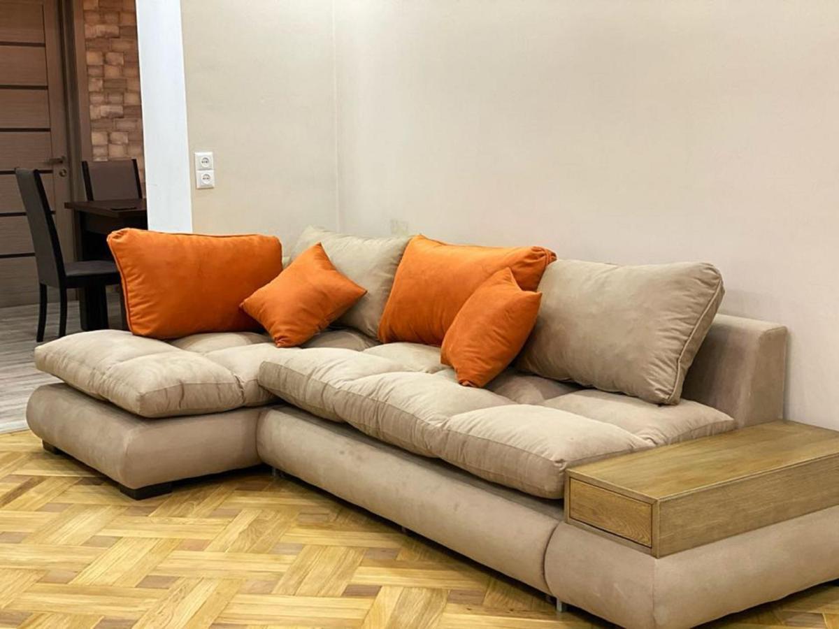 Superior Apartment On Kostava Тбілісі Екстер'єр фото